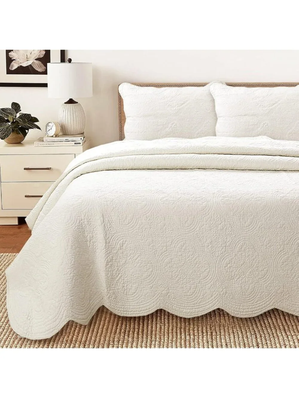 Reversible Lightweight Cotton Medallion Quilt Set, Off White Bedspread, Queen